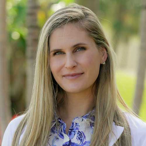 Maria Teresa Anton, MD, is an Endocrinologist & Educator at the Pritikin Center.