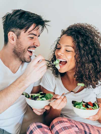 Men and Women Benefit from a Healthy Diet