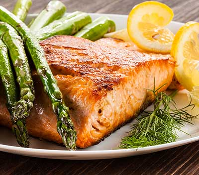 Simple tips on what to eat to lower high blood pressure
